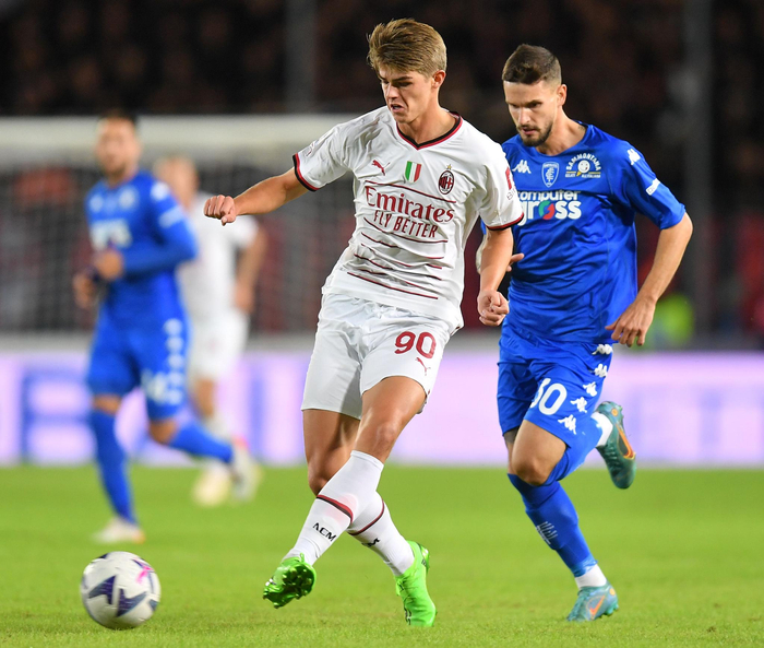 比赛中持保 比赛中持保