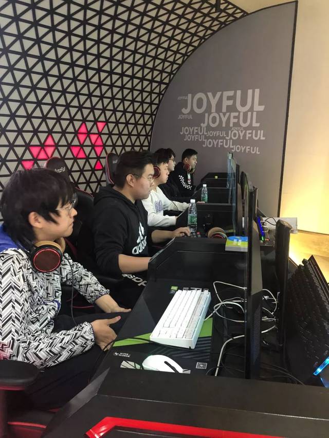 莎娃的比赛 莎娃的比赛